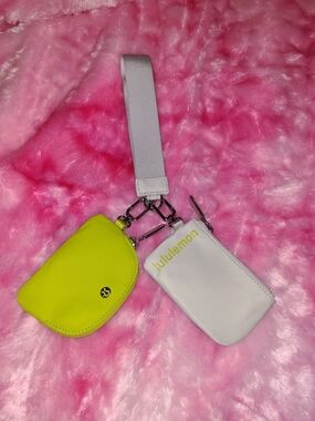 Lululemon Key Wristlet Duo in Neon Yellow & White